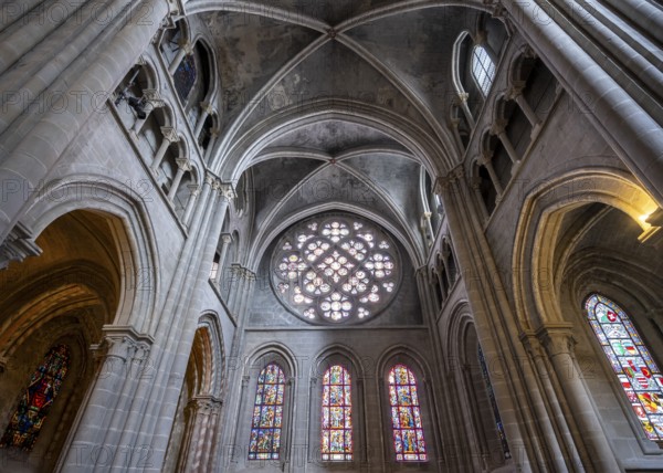 Interior view with stained glass windows of Notre Dame de Lausanne Cathedral, Lausanne, Vaud, Switzerland, Europe