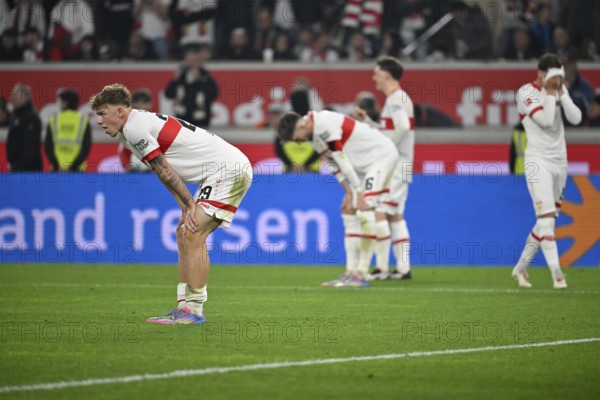 Disappointment for Finn Jeltsch VfB Stuttgart (29) Atakan Karazor VfB Stuttgart (16) Angelo Stiller VfB Stuttgart (06) Pascal Stenzel VfB Stuttgart (15) MHPArena, MHP Arena Stuttgart, Baden-Württemberg, Germany, Europe