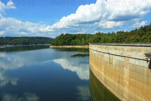 Bort-les-Orgues. Dam holding back the waters of the Dordogne. Hydroelectric power station exhibited by EDF. Correze departmen. Nouvelle Aquitaine. France