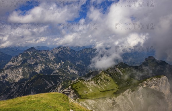 View from Gamsfeld to Rinnkogel and Rettenkogel, Osterhorn group, Salzkammergut, Salzburg province, Austria, Europe