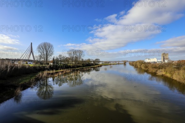 Lippe, flood in the renaturalised floodplain area at the mouth of the Lippe into the Rhine, on the left the Rhine bridge, Wesel, Lower Rhine, North Rhine-Westphalia, Germany, Europe