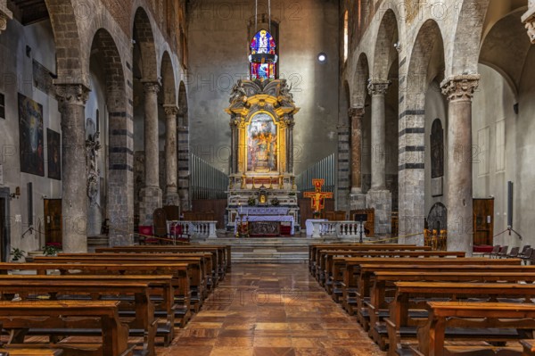 Altar and interior of the church of San Michele in Borgo, Pisa, Tuscany, Italy, Europe