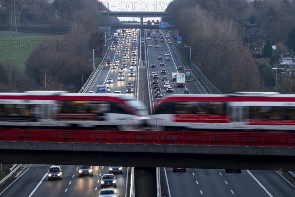 A3 motorway between Düsseldorf and Leverkusen, near Erkrath, railway bridge, Regio train
