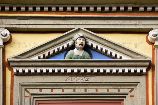 A so-called gaff head on the façade of the Haus zum Roten Ochsen, Renaissance, Erfurt, Thuringia, Germany, Europe