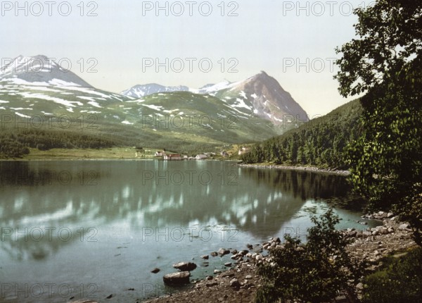 Lyngseidet, Lyngenfjord, fjord in Fylke Troms, Norway, View from 1885, Historical, digitally restored reproduction from a 19th century original, Record date not stated, Europe