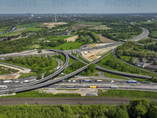 Duisburg, North Rhine-Westphalia, Germany, Kaiserberg motorway junction. The busy area with the A40 and A3 motorways has been undergoing renovation and expansion for years. There are always closures or restrictions for motorists there, Europe