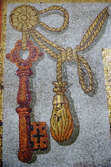 Mosaic of with key of Saint Peter key mosaic in dome of St Peter's Basilica, Vatican City, Vatican, Rome, Italy, Europe
