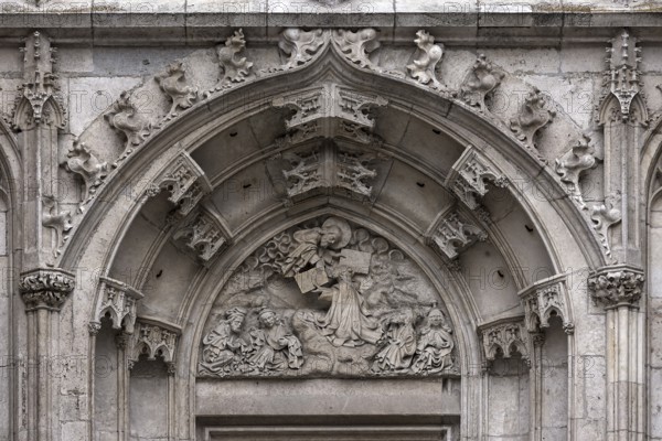Detail of the left entrance to St Peter's Cathedral, Regensburg, Upper Palatinate, Bavaria, Germany, Europe