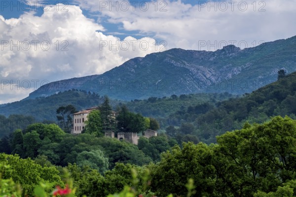 Vauvenargues Castle, residence, studio and place of death of Pablo Picasso from 1958-1973, Provence-Alpes-Cote d'Azur, France, Europe