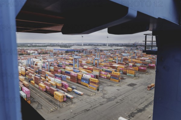 Altenwerder container terminal in Hamburg, 26/07/2024. /