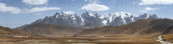 Pointed high mountain peaks with glaciers, Keltan Mountains, Sary Beles Mountains, Tien Shan, Naryn Province, Kyrgyzstan, Asia