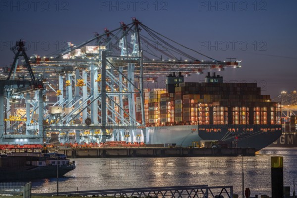 The seaport of Rotterdam, Netherlands, deep-sea harbour Maasvlakte 2, on a man-made land area off the original coast, APM Container Terminal, the MAASTRICHT MAERSK container ship being loaded/unloaded, Rotterdam, Netherlands