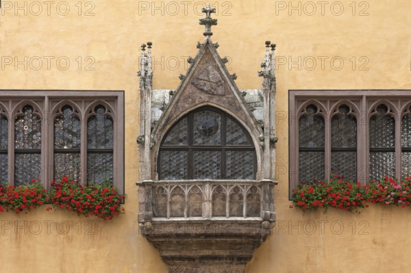 Window and oriel of the Old Town Hall, 16th century, Regensburg, Upper Palatinate, Bavaria, Germany, Europe
