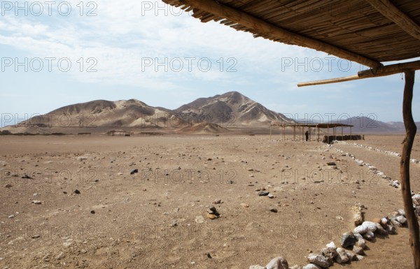 Chauchilla burial ground or desert cemetery, Ica region, Nazca province, Peru, South America