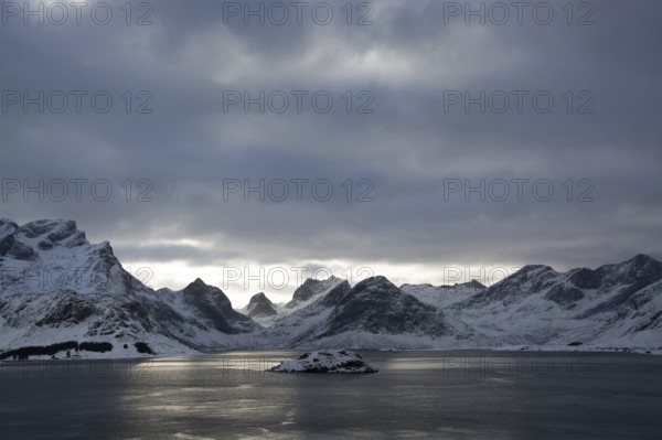 Landscape on the Lofoten in Norway in winter, Lofoten, Norway, Scandinavia, Europe