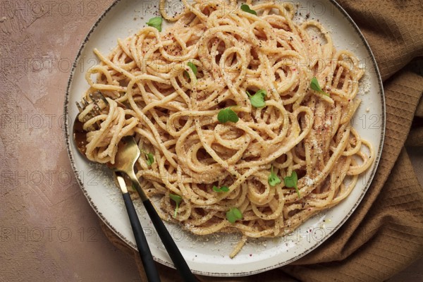 Spaghetti carbonara, in creamy garlic sauce, pasta in white sauce, homemade, no people