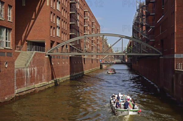 Europe, Germany, Hamburg, Speicherstadt, Kehrwiederfleet, barge, canal cruise, Hamburg, Hamburg, Federal Republic of Germany, Europe