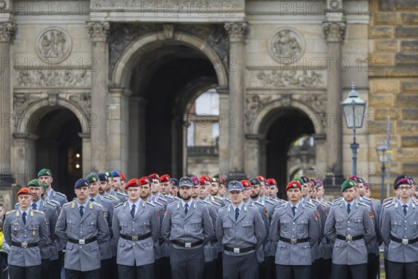 Public roll call of the Army Officers' School on Theatre Square: Bundeswehr honours and bids farewell to young soldiers, Dresden, Saxony, Germany, Europe