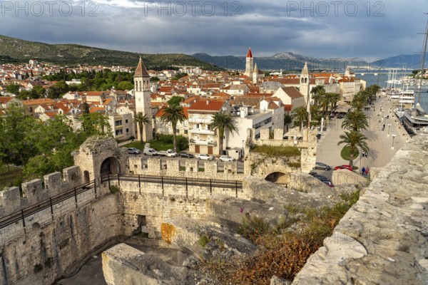 View over the Kamerlengo fortress to Riva Promenade and the old town centre of Trogir, Croatia, Europe