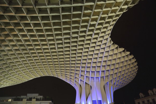 SEVILLE, SPAIN-OCTOBER 17, 2017: Metropol Parasol in Plaza de la Encarnacion, the biggest wooden structure in Europe