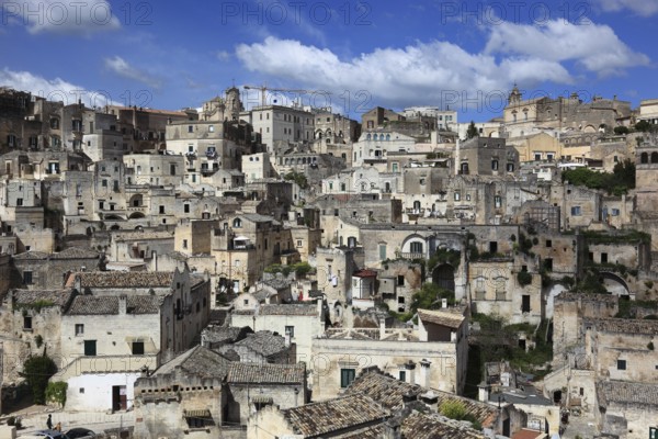 Old town, Sassi, Sassi di Matera cave settlements, UNESCO World Heritage Site, Matera, Basilicata, Italy, Europe