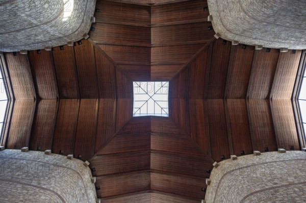 Ceiling vault of the Heilig Kreuz Church, opened in 1964, Jahnstr. 41, Weißenburg, Middle Franconia, Bavaria, Germany, Europe