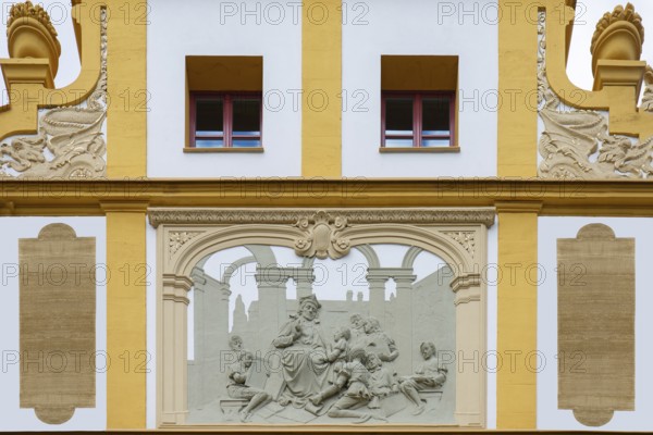 Relief with teacher and pupils on the façade of the Luitpold Primary School, built in 1901 in Art Nouveau style, Memmelsdorfer Str. 7A, Bamberg, Upper Franconia, Bavaria, Germany, Europe