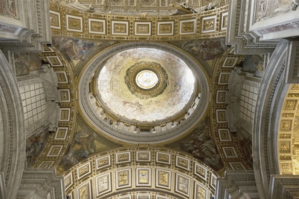 Interior view, dome of St Peter's Basilica, San Pietro in Vaticano, Basilica of St Peter in the Vatican, Rome, Italy, Europe