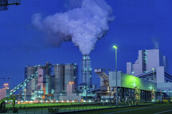 RWE coal-fired power station Eemshavencentrale, in the seaport of Eemshaven, operated by RWE Power, Netherlands