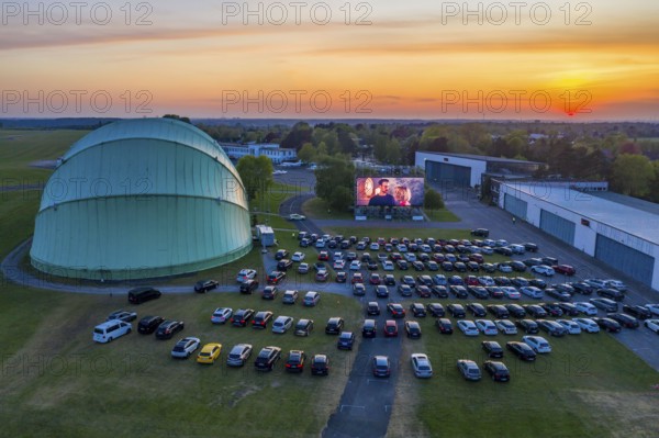 Drive-in cinema at Essen/Mülheim Airport Motor Movies, temporary film screening, at the WDL airship hangar, event in compliance with contact restrictions, effects of the corona crisis in Essen, Mülheim Germany