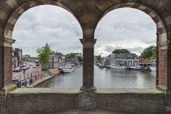 Waterpoort, architecture, canal, boats, Tor, water gate, historic, history, city trip, centre, tourism, travel, Sneek, Netherlands