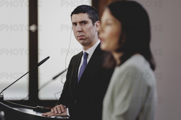 (R-L) Annalena Bärbock (Alliance 90/The Greens), Federal Foreign Minister, and Mihai Popsoi, Foreign Minister of Moldova, at a press conference after a meeting in Berlin, 9 April 2024 / Photographed on behalf of the Federal Foreign Office