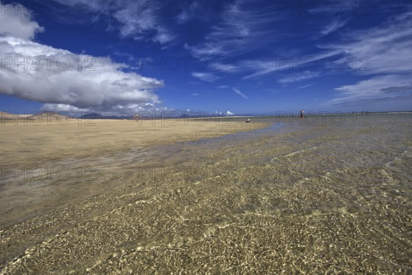 Playa Risco del Paso, Playa de Sotavento beach with calm sea and lively sky, Pajara, Fuerteventura, Canary Islands, Spain, Europe