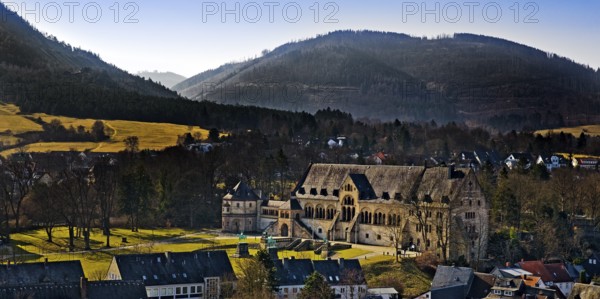 Overview with the Imperial Palace of Goslar at Rammelsberg, UNESCO World Heritage Site, Harz Mountains, Lower Saxony, Germany, Europe