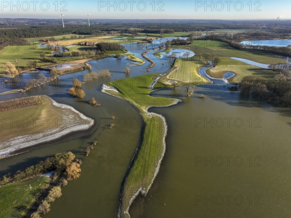 Haltern am See, North Rhine-Westphalia, Germany, floods on the Lippe, river in the Ruhr area, the fields, the agricultural land of the farmers next to the watercourse are flooded, serve as retention areas, flood areas for flood protection, Europe
