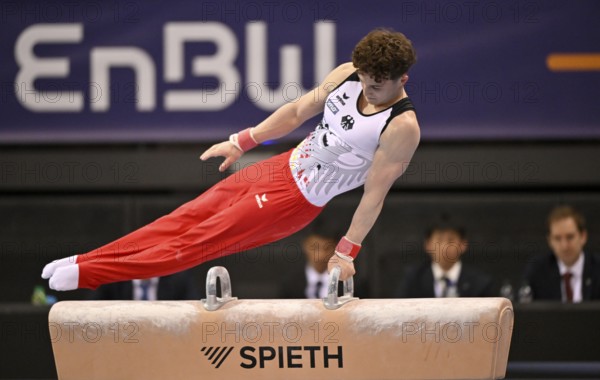 Alexander Kurz GER pommel horse action gymnastics, EnBW DTB-Pokal, Porsche-Arena, Stuttgart, Baden-Württemberg, Germany, Europe