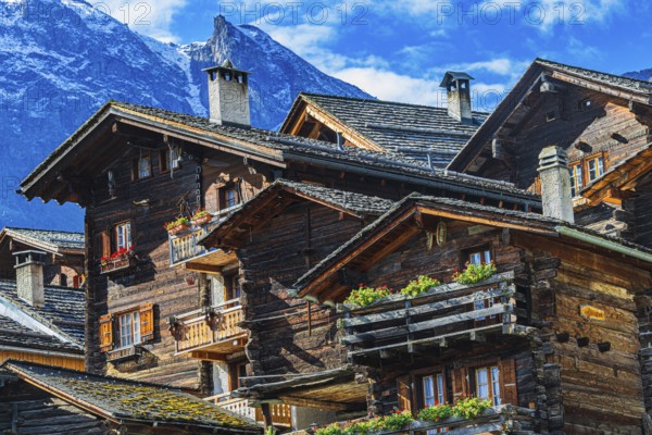 Old wooden houses in the historic village centre, Grimentz, Val d'Anniviers, Valais Alps, Canton Valais, Switzerland, Europe