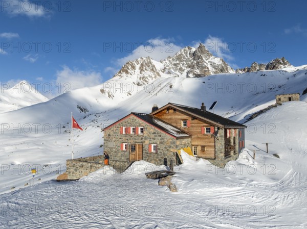 SAC Alpine Club hut in winter, Chamanna d'Es-cha, Pitz Blaisun, Albula Alps, Grisons, Switzerland, Europe