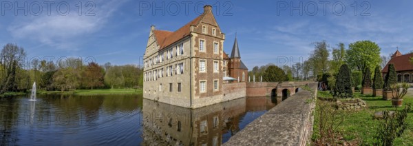 Moated castle Hülshoff, Havixbeck, Münsterland, North Rhine-Westphalia, Germany, Europe