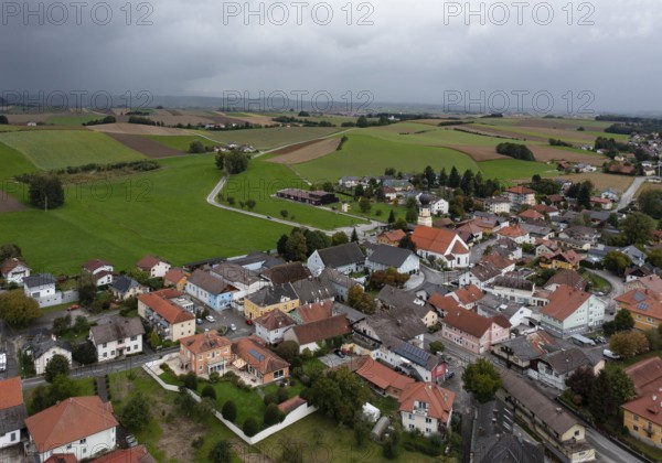 Drone image, view of the village, Mettmach, Innviertel, Upper Austria, Austria, Europe