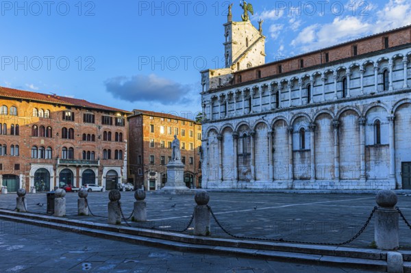 The church of San Michele in Foro and Piazza San Michele, at sunrise, historic city centre, Lucca, Tuscany, Italy, Europe