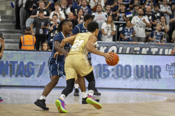 Easy Credit BBL, Basketball Bundesliga, 2024/25 season, Matchday 2: MLP Academics Heidelberg against RASTA Vechta. On the ball: Joel Aminu (21, Vechta)