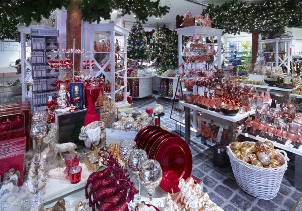 Departments decorated for Christmas, department stores', Munich, Bavaria, Germany, Europe