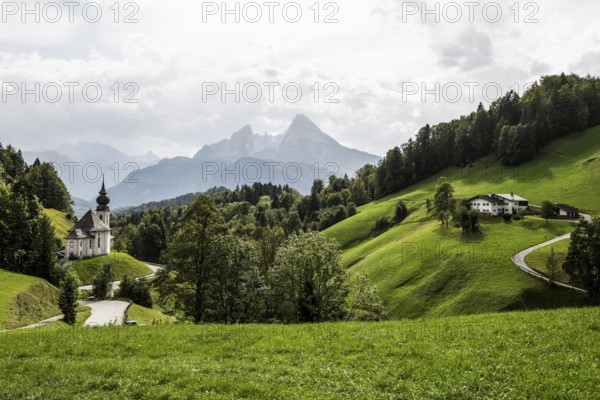 Maria Gern pilgrimage church, view of the Watzmann, Berchtesgarden Alps, Berchtesgaden, Berchtesgadener Land, Upper Bavaria, Bavaria, Germany, Europe