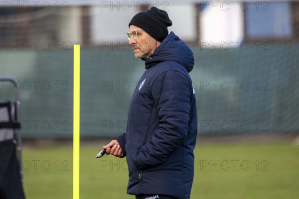 Bernhard Trares at SV Waldhof Mannheim training session