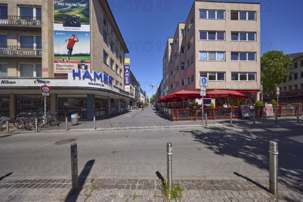 Pedestrian zone Kortumstrasse with the photo shop Hamer in Bochum, Ruhr area, independent city, North Rhine-Westphalia, Germany, Europe