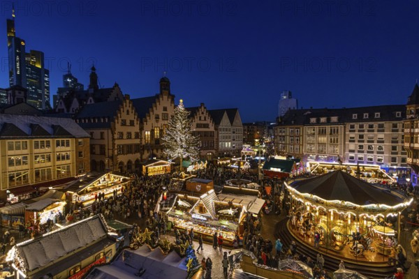 The lights of Frankfurt's Christmas market shine in the evening., Römerberg, Frankfurt am Main, Hesse, Germany, Europe