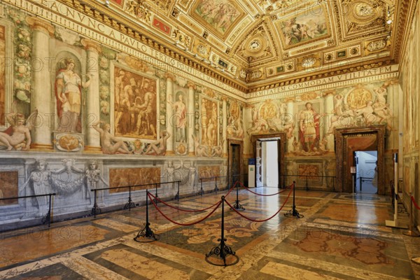 Ceiling painting and golden wall decorations in the Sala Paolina, Pope's chamber, Castel Sant Angelo, Castel Sant'Angelo, Museum, Rome, Lazio, Italy, Europe