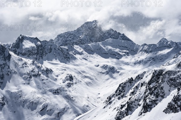 View at the summit of Piz Laviner, mountain panorama in winter, mountain landscape with mountain peak Piz Julier, Grisons Haute Route, Albula Alps, Rhaetian Alps, Grisons, Eastern Switzerland, Switzerland, Europe