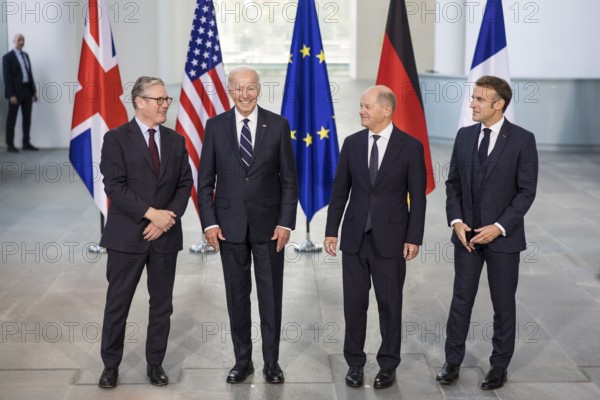 Keir Starmer (Prime Minister of the United Kingdom), Joe Biden (46th President of the United States), Olaf Scholz (Chancellor of the Federal Republic of Germany) and Emmanuel Macron (President of the French Republic) at the family photo in the Federal Chancellery, Berlin, 18 October 2024